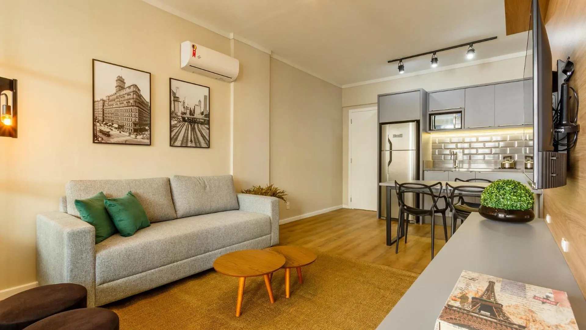 Apartment P1254:Studio No Coracao De Floripa Florianopolis Brazil